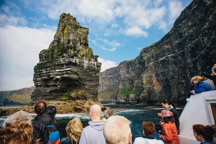 Connemara, Aran Islands & Cliffs of Moher Day Tour from Galway
