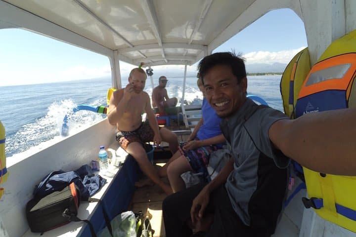 Snorkeling with Turtles on Gili Trawangan: Day Tour to Gili Meno & Coral Gardens photo 3