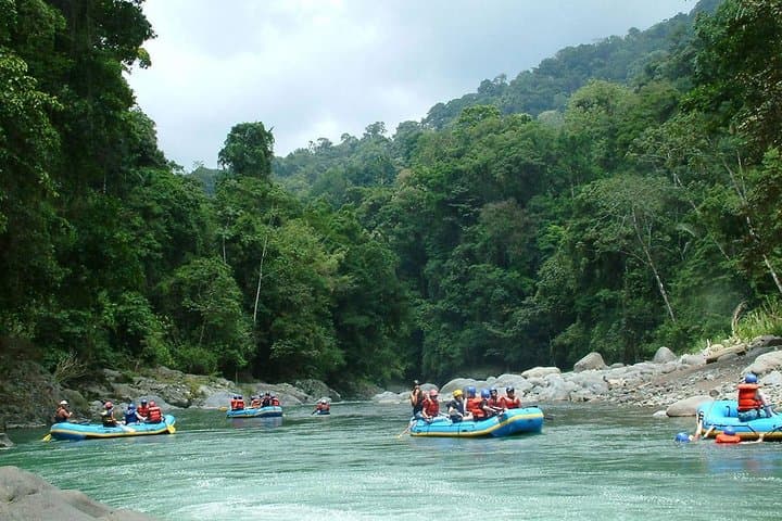 Rafting the Reventazón River From Puerto Viejo: El Carmen Big‑Wave Run photo 4