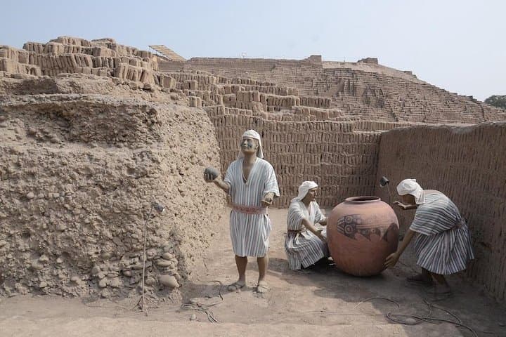 Half-Day Lima City Tour: Huaca Pucllana, Colonial Center & Miraflores Views photo 4