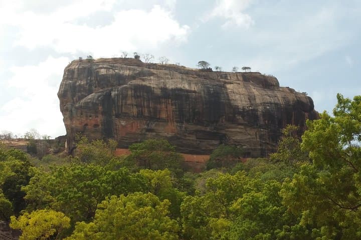 3-Day Private Tour to Kandy & Sigiriya from Colombo — Sigiriya Climb, Dambulla & Spice Gardens photo 4