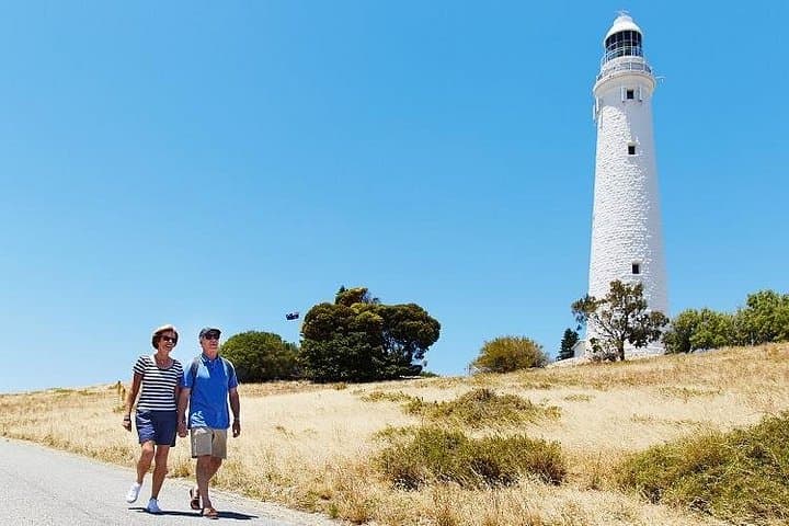Rottnest Island Bayseeker Tour: Scenic Island Loop, Lookouts & Salt Lakes photo 3