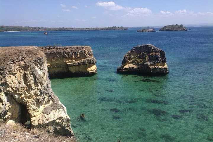 Explore Pink Beach & Tanjung Ringgit: Southeast Peninsula Lombok Day Tour photo 6