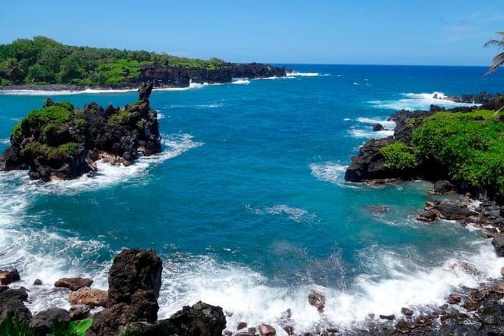 Road to Hana by Mercedes Van: Waterfalls, Black Sand Beach & Private Luxury Tour