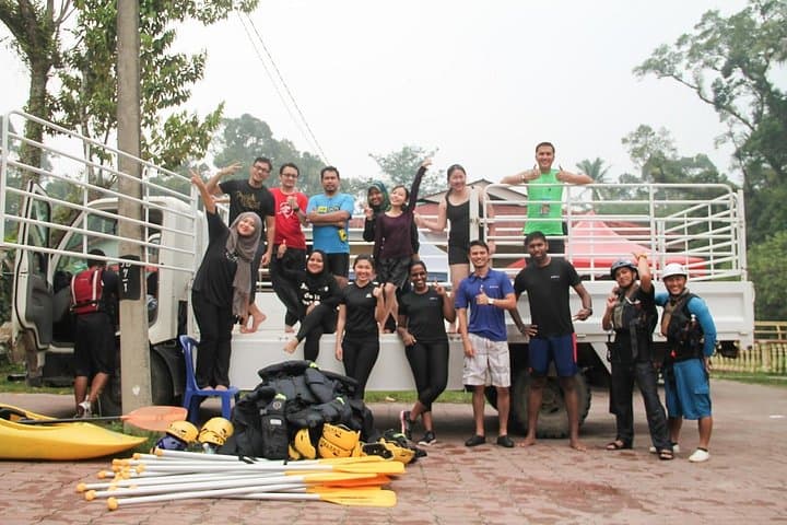 Gopeng River Tubing on Kampar River: 3.5 km Splash Adventure from Kuala Lumpur photo 2