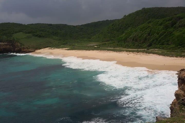 Explore Lombok's Midsouth Coastline: Tunak, Merese Hill & Kuta Beaches photo 3
