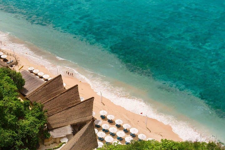 Beachcomber at Bali's Bukit Peninsula: Sundays Beach Club, Uluwatu Temple & Sunset at Padang-Padang photo 2