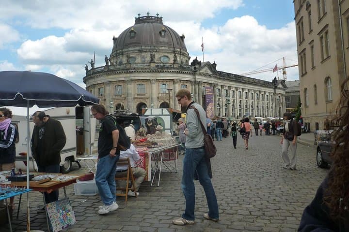 Private Berlin History Walking Tour with Local Guide — Tranenpalast to East Side Gallery photo 6