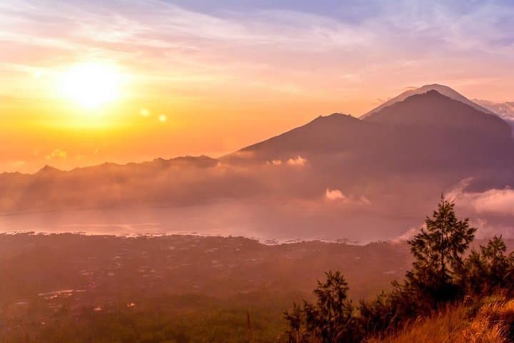 Mount Batur Golden Sunrise Trekking — Pre‑Dawn Crater Hike Guide