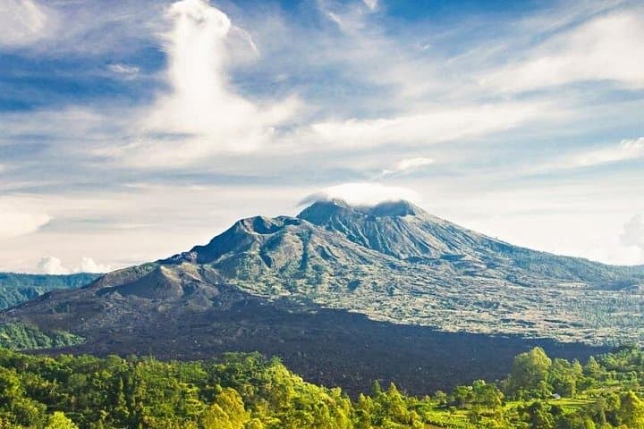 Mount Batur Sunrise Hike: Conquer Bali's Active Volcano at Dawn photo 3