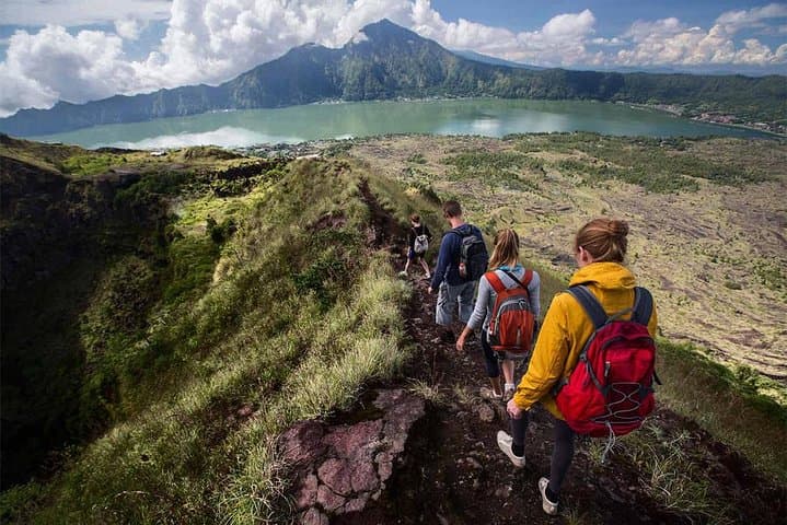 Mount Batur Sunrise Hike: Conquer Bali's Active Volcano at Dawn photo 4