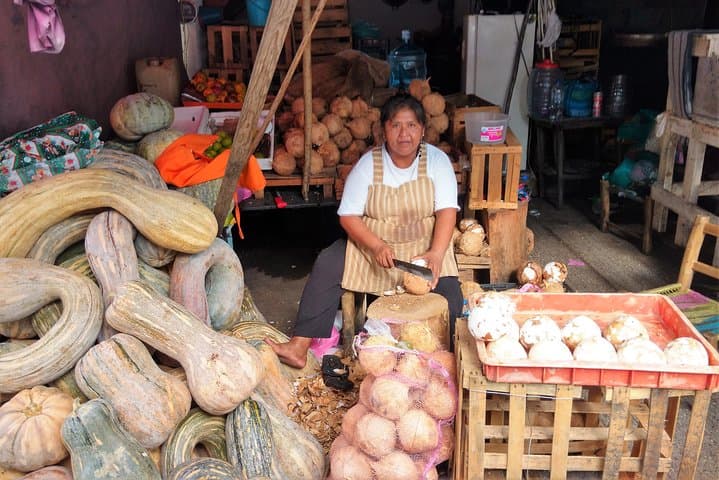 Acapulco Cultural Walking Tour: Museums, Markets & Local Eats photo 5