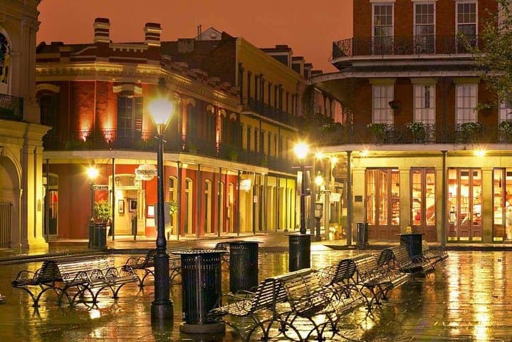 New Orleans Ghost Hunters 101: French Quarter Paranormal Walking Investigation with EMF Meter photo 5
