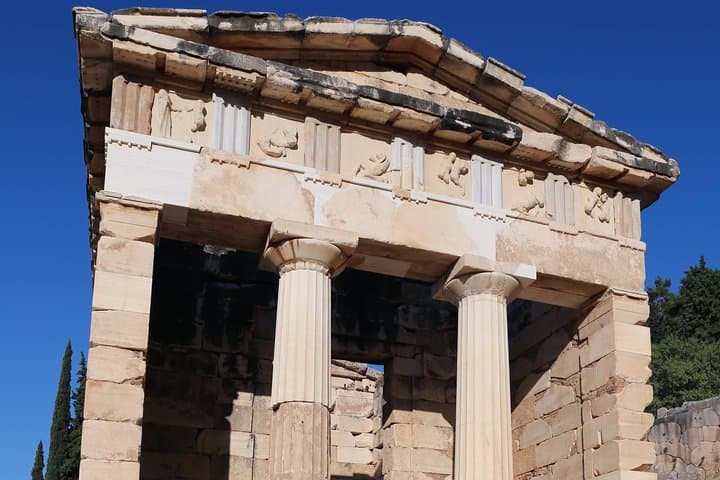 3-Day Private Greece Heritage Tour: Mycenae, Epidaurus, Corinth, Olympia & Delphi photo 4