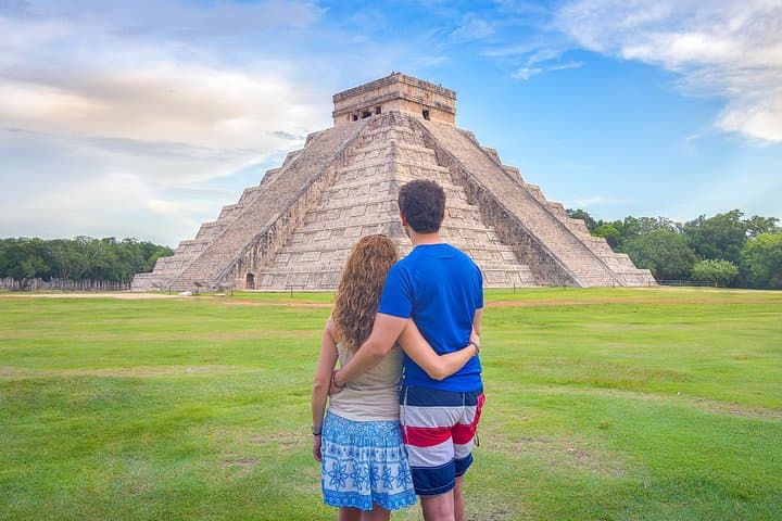 Early-Access Chichen Itza Day Trip with Valladolid and Two Cenotes photo 2