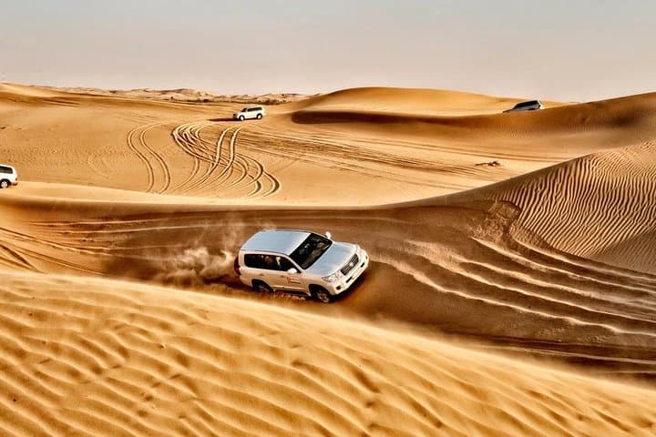Red Dunes Private Safari: Sunset Dune Drive, Bedouin Camp & BBQ in Dubai