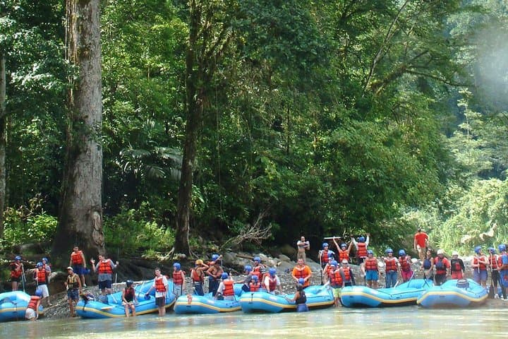 Reventazón River Whitewater Rafting from San José — Class II–III Day Trip photo 5