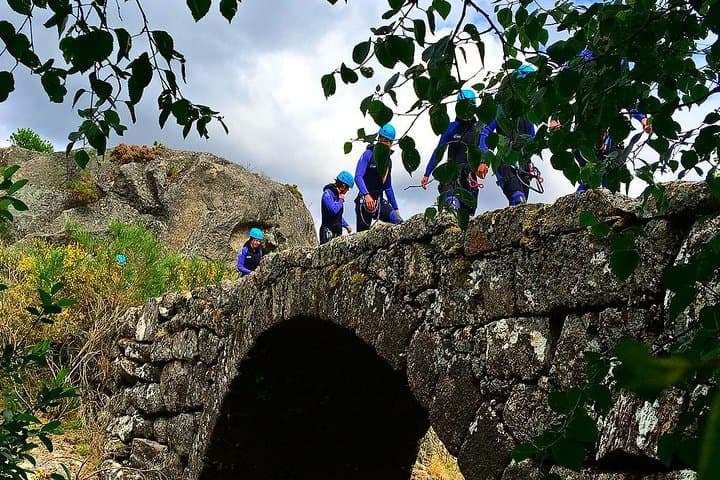 Rio Laboreiro Water Canyoning: Cave Falls and River Rappels near Braga photo 3