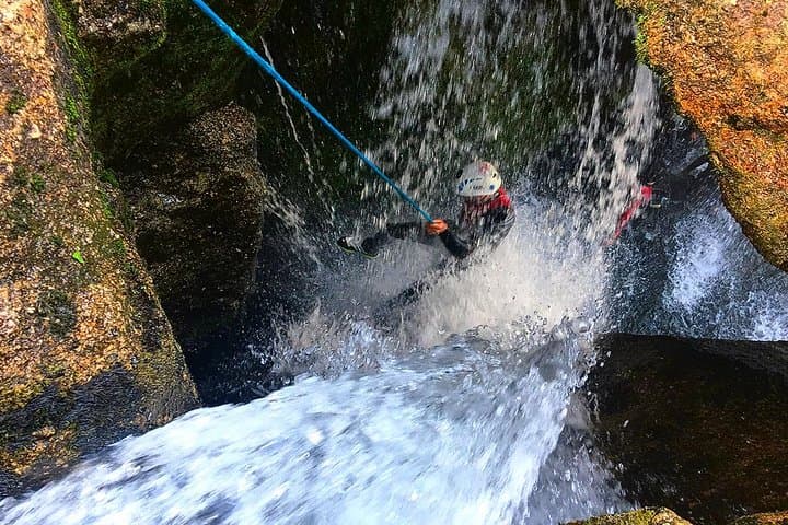 Rio Laboreiro Water Canyoning: Cave Falls and River Rappels near Braga