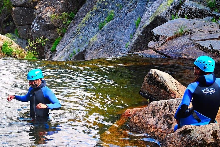 Rio Laboreiro Water Canyoning: Cave Falls and River Rappels near Braga photo 4