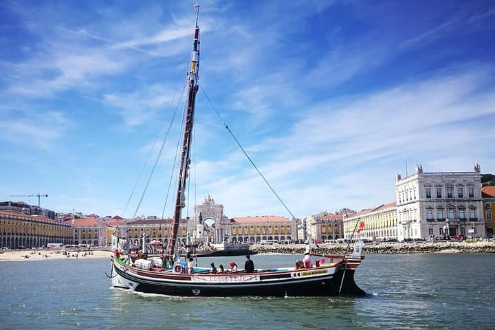 Lisbon Traditional Boats Express Cruise — 45-Minute Tagus River Sightseeing photo 2