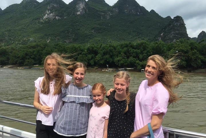 Li River Cruise and Yangshuo Countryside Private Day Tour — Guilin to Yangshuo Scenic Journey photo 4