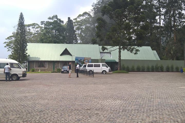 Kandy and Nuwara Eliya 2-Day Private Tour — Tea Plantations, Temple & Highland Lakes photo 4