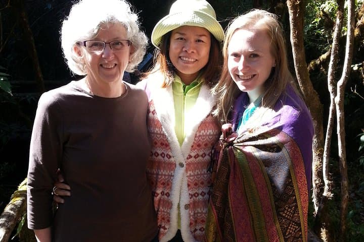 Private Chiang Mai Tour Guide — Temples, Markets & Doi Suthep in 4 Hours photo 4