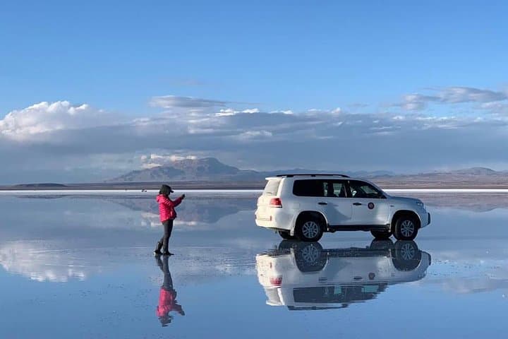 3-Day Uyuni Salt Flats & Colorful Lagoons: Salar Mirror, Flamingos & Geysers