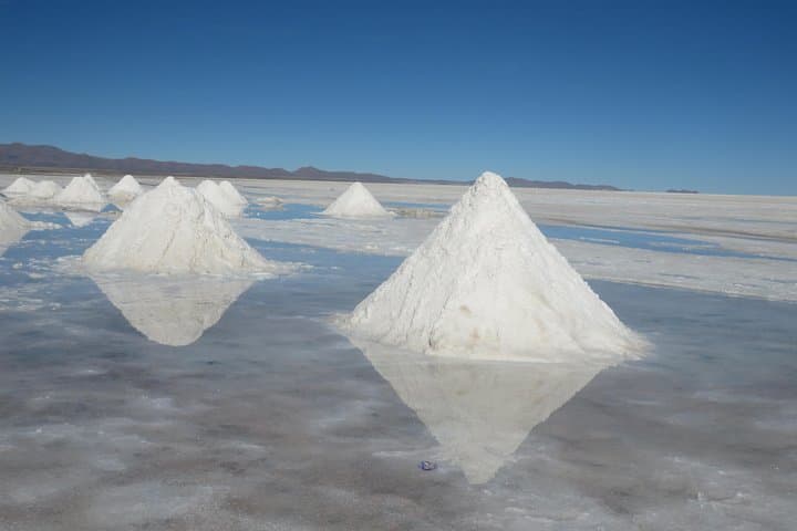 3-Day Uyuni Salt Flats & Colorful Lagoons: Salar Mirror, Flamingos & Geysers photo 5