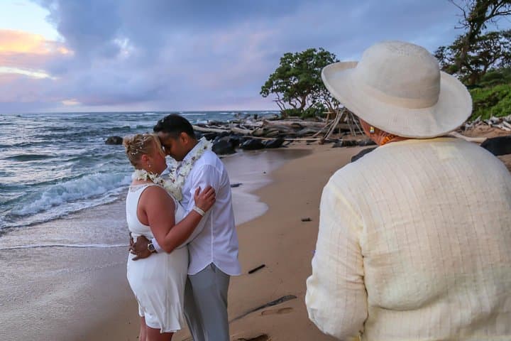 Kauai Destination Wedding Experience: Elopements, Photo Packages & Logistics photo 4