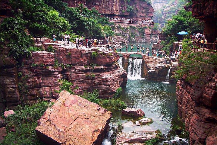 Bullet-Train Escape: 2-Day Yuntai Mountain & Shaolin Temple Private Tour from Beijing