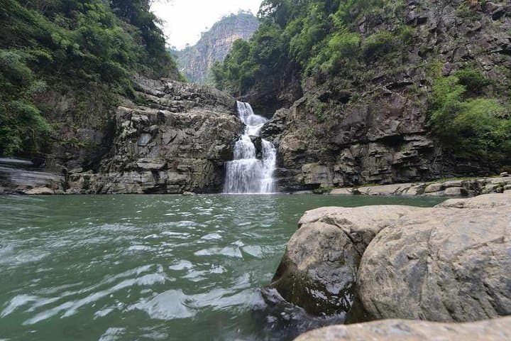 Guangdong Grand Canyon: Private Day Trip from Guangzhou
