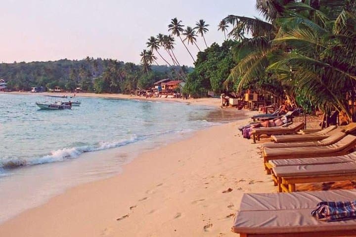 Private Airport Transfer from Colombo (CMB) to Hikkaduwa Hotels — Fast, Private Ride to the Coast photo 5
