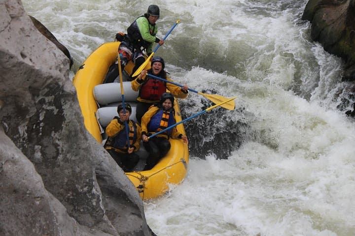 Rafting Río Chili: Whitewater Adventure 20 Minutes from Arequipa photo 3