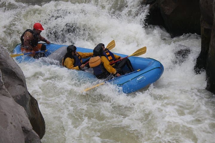 Rafting Río Chili: Whitewater Adventure 20 Minutes from Arequipa photo 5