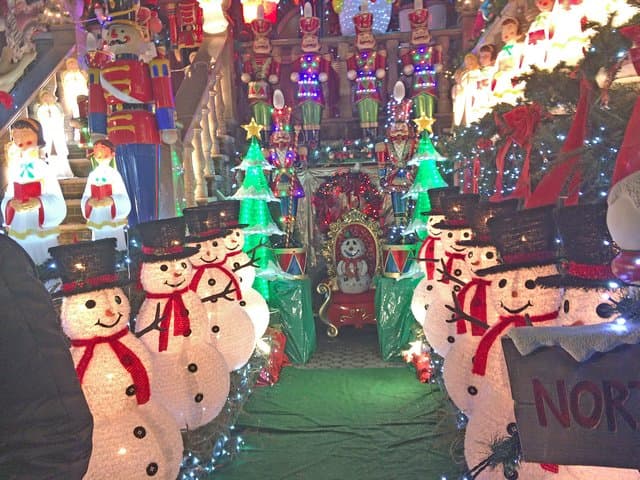 Dyker Heights Christmas Lights Walking Tour — Brooklyn's Best Holiday Display