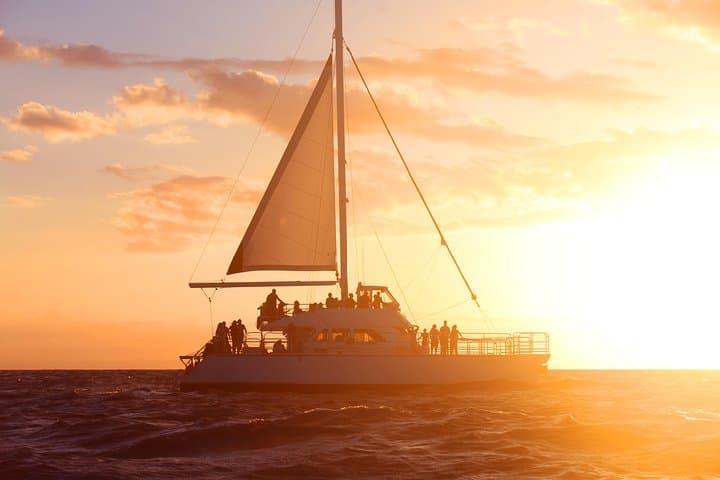 Experience the Na Pali Coast at Sunset Aboard the Lucky Lady Catamaran photo 2