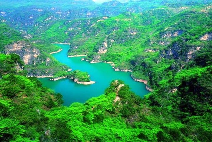 Yuntai Mountain Geopark Day Trip from Beijing by Bullet Train photo 4