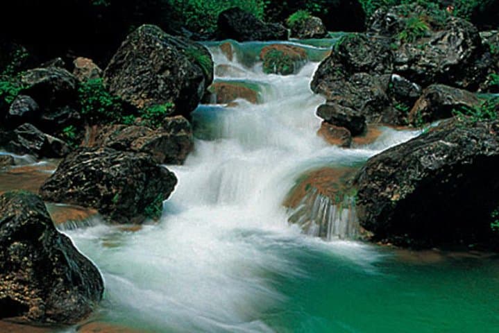 Bullet-Train Escape: 2-Day Yuntai Mountain & Shaolin Temple Private Tour from Beijing photo 6