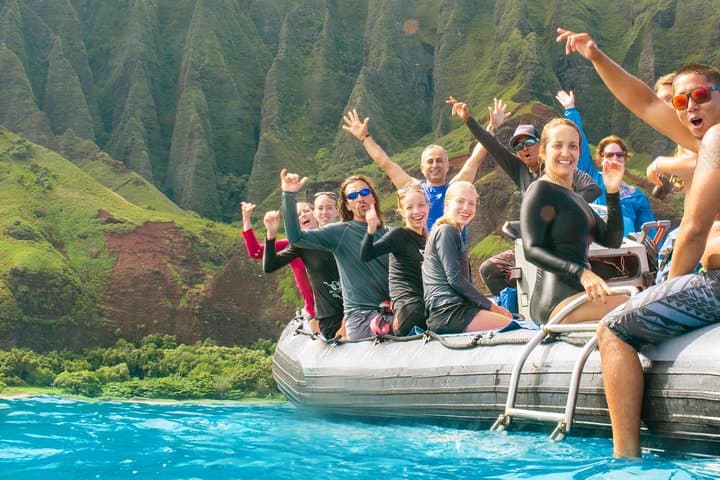 Exploring Kauai’s Na Pali Coast: Half-Day Rafting and Snorkeling Adventure