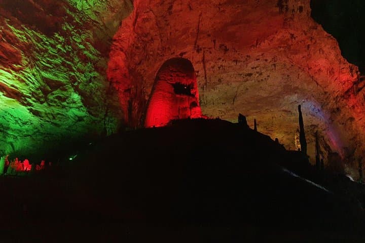 Zhangjiajie National Forest Park & Yellow Dragon Cave — Private Day Tour Guide photo 1