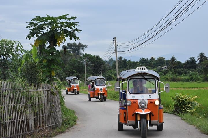 11-Day Tuk Tuk Adventure in Northern Thailand — Doi Inthanon, Mae Hong Son & Hill Tribe Trails