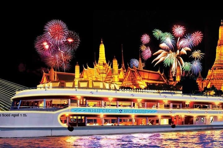 Bangkok Night Cruise: White Orchid Dinner on the Chao Phraya