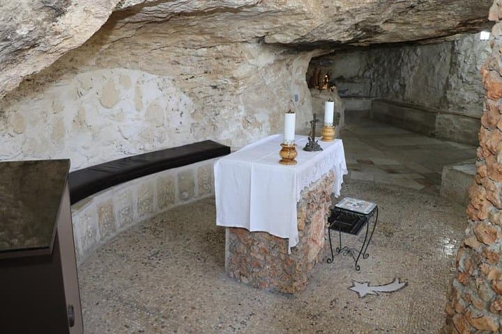 Bethlehem to the Dead Sea: Private Full-Day Tour from Jerusalem photo 3