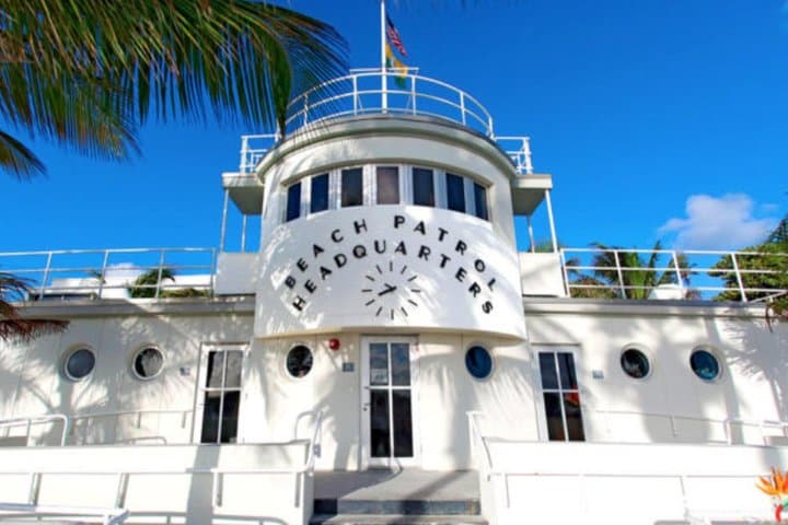 Private South Beach Sightseeing: Art Deco, Biscayne Bay & Causeway Views photo 6