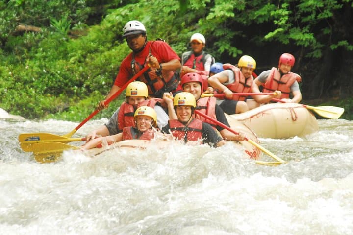 Tenorio River Class III & IV Whitewater Rafting — Full-Day Guanacaste Adventure photo 2