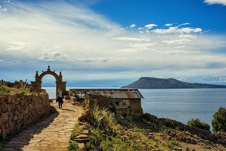 Exploring Lake Titicaca: Uros Floating Islands & Taquile Day Trip from Puno photo 5