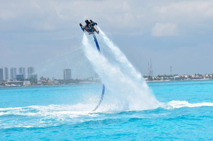 Cancun Jetpack Over Nichupté Lagoon: 30-Minute High-Flying Water Adventure photo 4