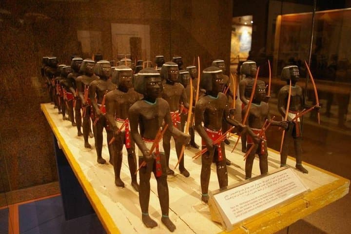 Cairo in a Day: Giza Pyramids, Egyptian Museum & Khan El-Khalili photo 5